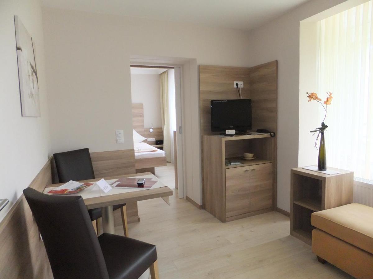 Aparthotel Christine Бад-Фюссинг Экстерьер фото